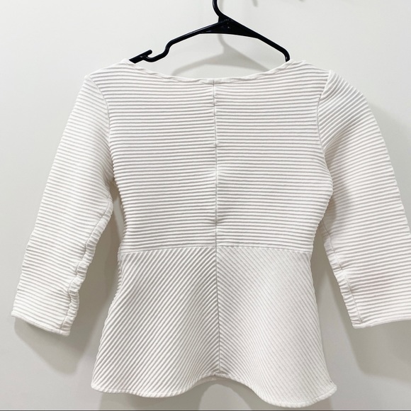 Other stories top - Picture 2 of 4